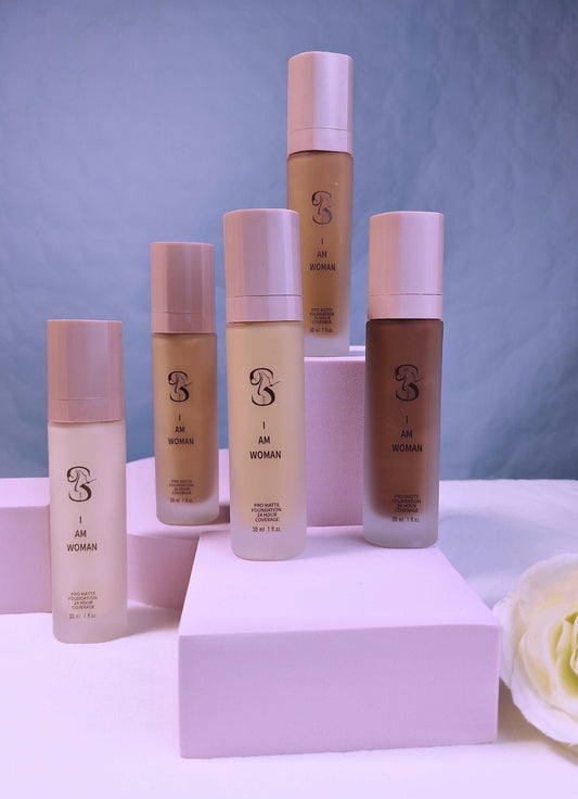 I AM WOMAN- Ultra HD Hydrating 24H Coverage Pro Matte Vegan Foundation for all Skin Types ~I AM WOMAN- Fondotinta vegano ultra HD idratante 24H copertura pro matte per tutti i tipi di pelle - SANDY'S MAKEUP AND ARTISTRY