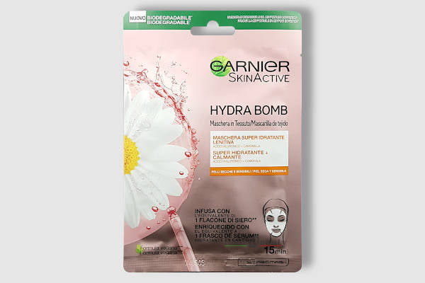 Maschera tessuto Garnier Hydra Bomb super idratazione e un effetto lenitivo calmante grazie ad ingredienti come: Camomilla + Acido Ialuronico + Siero idratante per tutti tipi di pelle~ Garnier Hydrating Face mask for all skin types - SANDY'S MAKEUP AND ARTISTRY