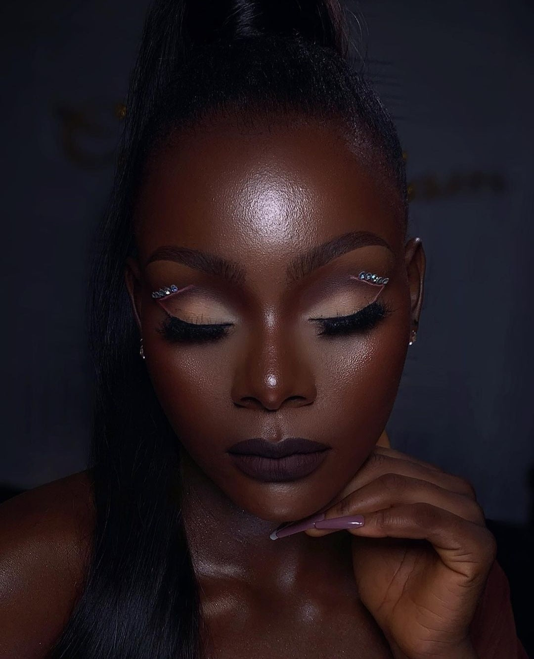 FLAWLESS IVY SPARKLING DUST&HIGHLIGHTER~Highlighter Makeup - SANDY'S MAKEUP AND ARTISTRY