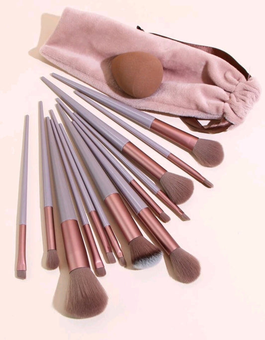 13 Pieces Makeup Brush Sets With Bag, Soft Fluffy Synthetic Professional Makeup Brushe Sets for Cosmetics Foundation Blush Powder Eyeshadow Blending Makeup Brush Beauty Tool - SANDY'S MAKEUP AND ARTISTRY