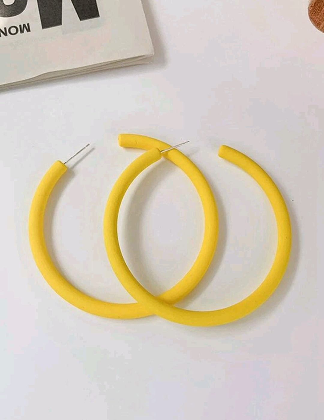Orecchini a cerchio minimalisti Fatti a Mano 5.5cm~ Handmade Minimalist Hoop Earrings - SANDY'S MAKEUP AND ARTISTRY