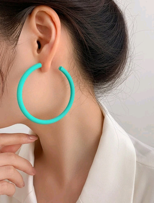 Orecchini a cerchio minimalisti Fatti a Mano 5.5cm~ Handmade Minimalist Hoop Earrings - SANDY'S MAKEUP AND ARTISTRY