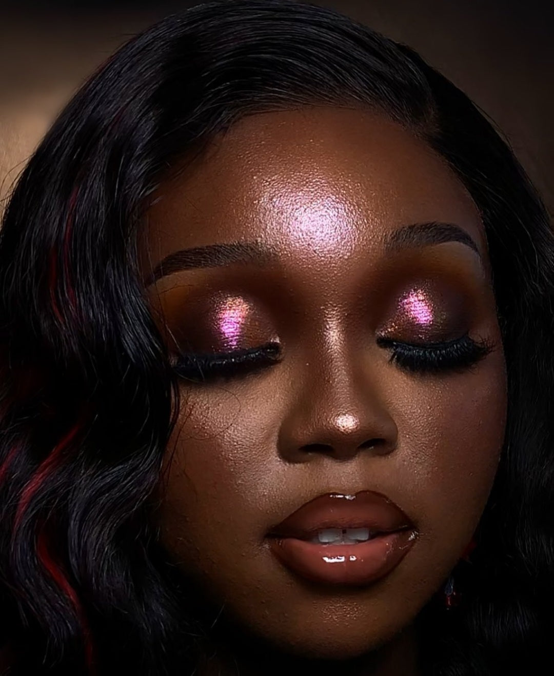 LADY VEE Pro Matte Fresh Glow Foundation~ Fondotinta Pro Matte con luminosità fresca - SANDY'S MAKEUP AND ARTISTRY