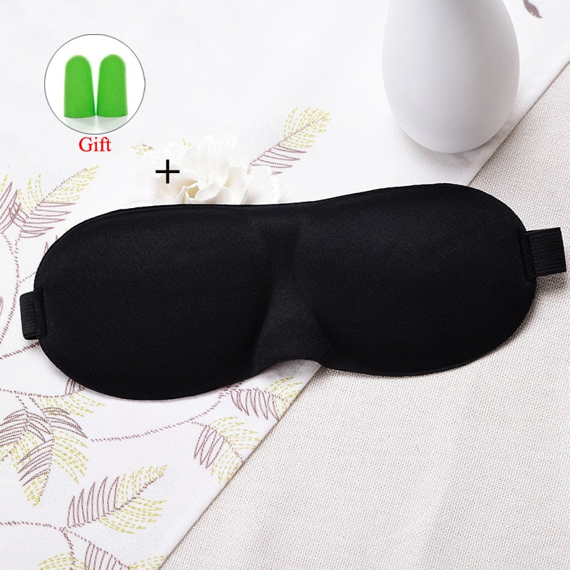 1 set di polsini in pelle PU, collare, cinghia e maschera per gli occhi 1 set di polsini in pelle PU, collare, cinghia e maschera per gli occhi