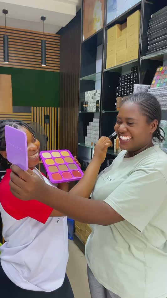 Flawless Ivy Palette Contouring & Blush High Definition – Palette Viso All-in-One per Sculpting, Definizione e Blush | Ciprie HD ad Alta Pigmentazione per Contouring, Bronzer e Illuminazione