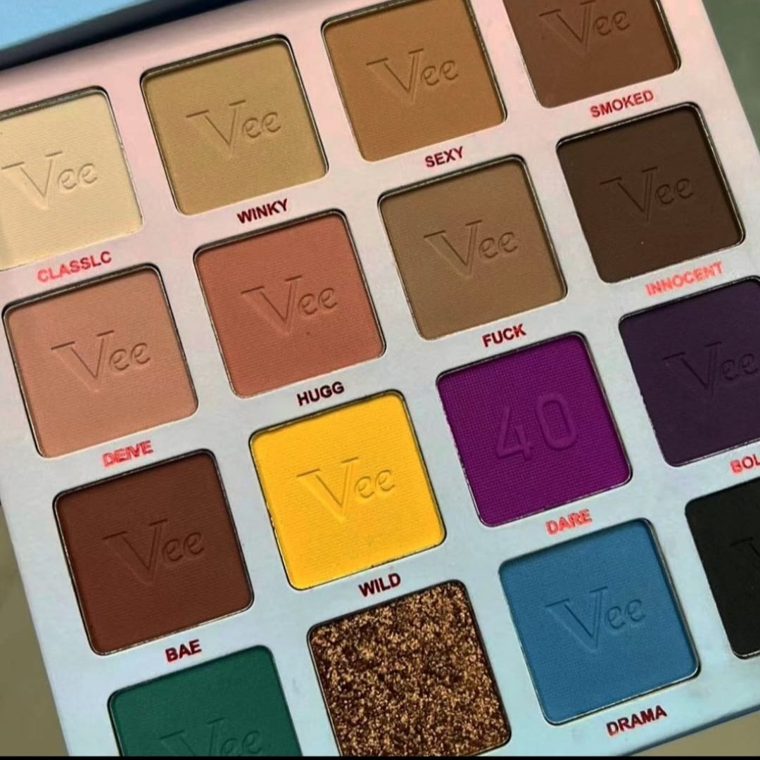LADYVEE TAKE ME HOME EYESHADOW PALLETE 14 RICH COLOURS ~ Pallete di Ombretti Opachi Ipoallergenico - SANDY'S MAKEUP AND ARTISTRY 