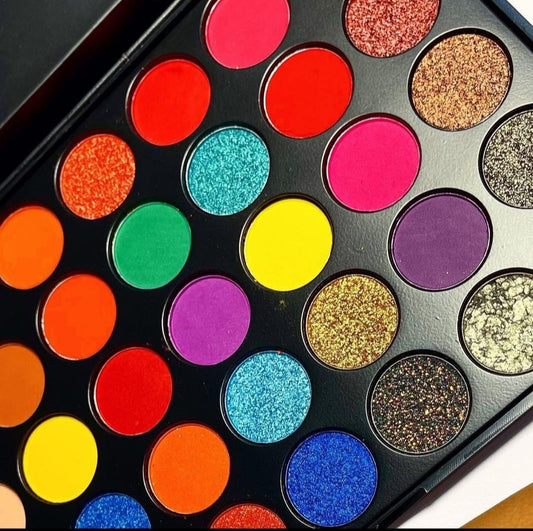 Reload Eyeshadow Pallete[35 Colours], Pallete di ombretti 35 colori - SANDY'S MAKEUP AND ARTISTRY 