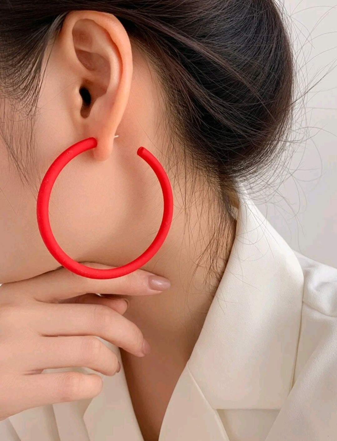 Orecchini a cerchio minimalisti Fatti a Mano 5.5cm~ Handmade Minimalist Hoop Earrings - SANDY'S MAKEUP AND ARTISTRY 